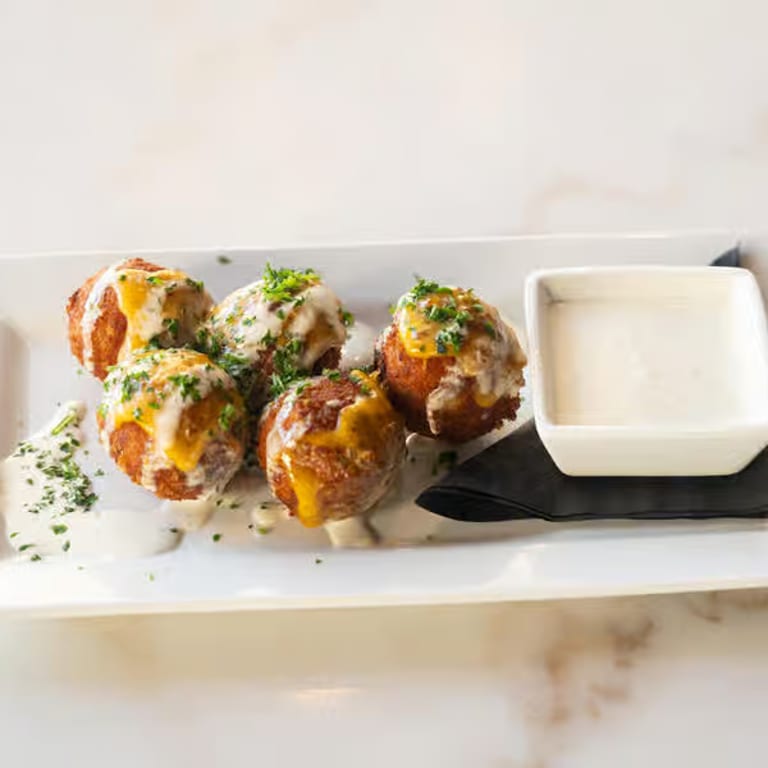 Burger Bliss: American Classics and Creative Twists